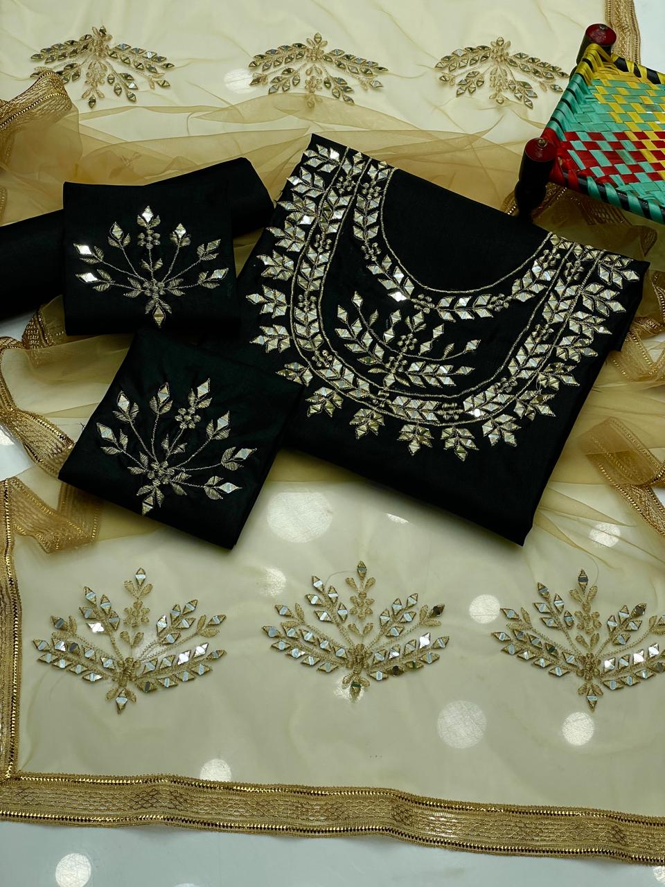 Royal Mirror & Zari Embroidered Kattan Silk Ensemble Suit (3-Pc)
