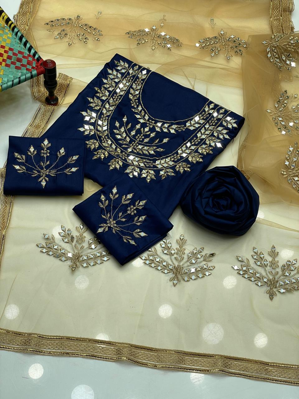 Royal Mirror & Zari Embroidered Kattan Silk Ensemble Suit (3-Pc)