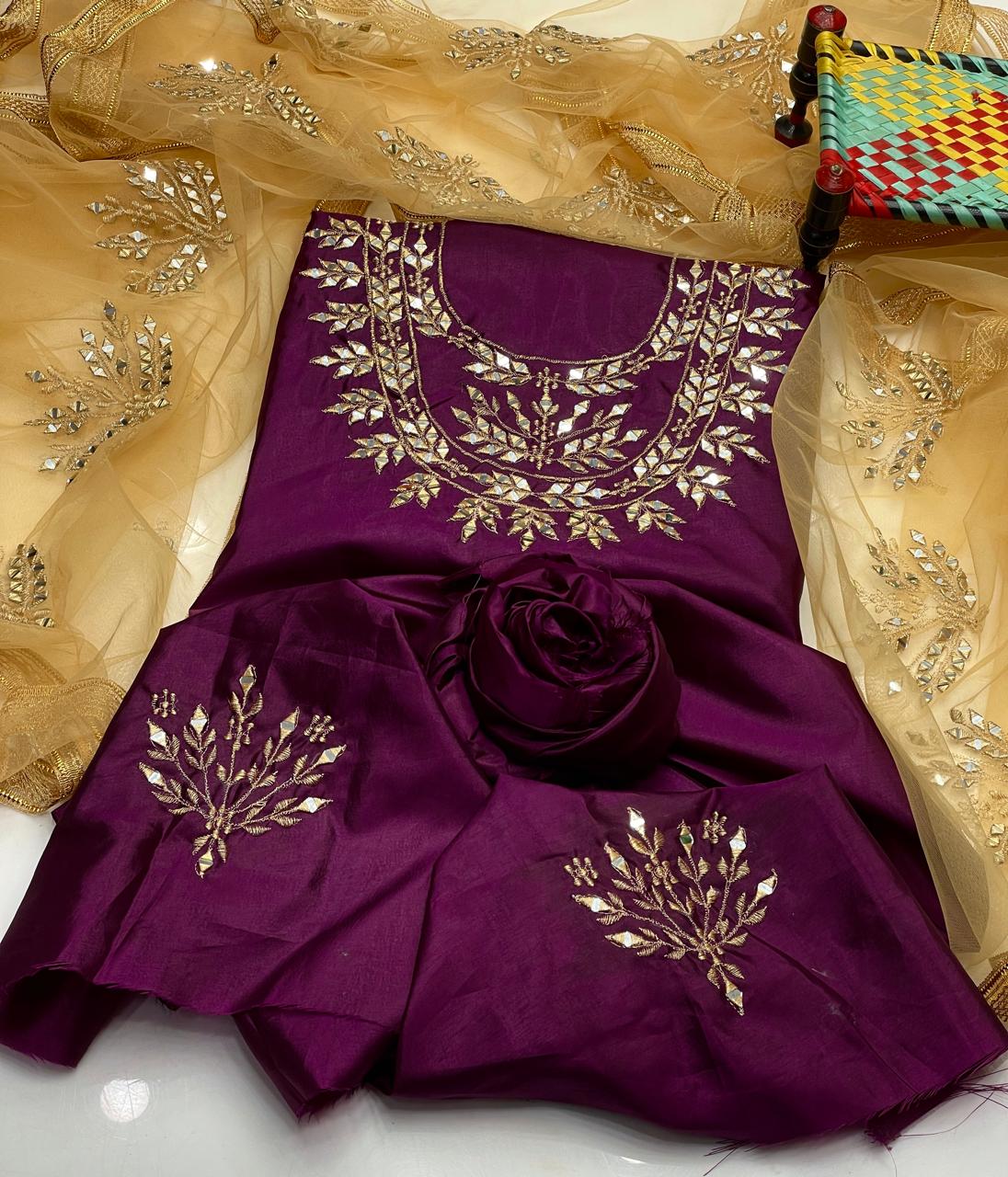 Royal Mirror & Zari Embroidered Kattan Silk Ensemble Suit (3-Pc)